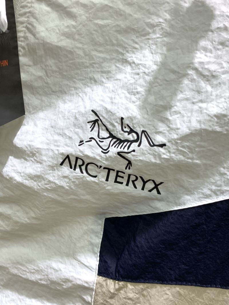 Arcteryx Sunscreen Jacket